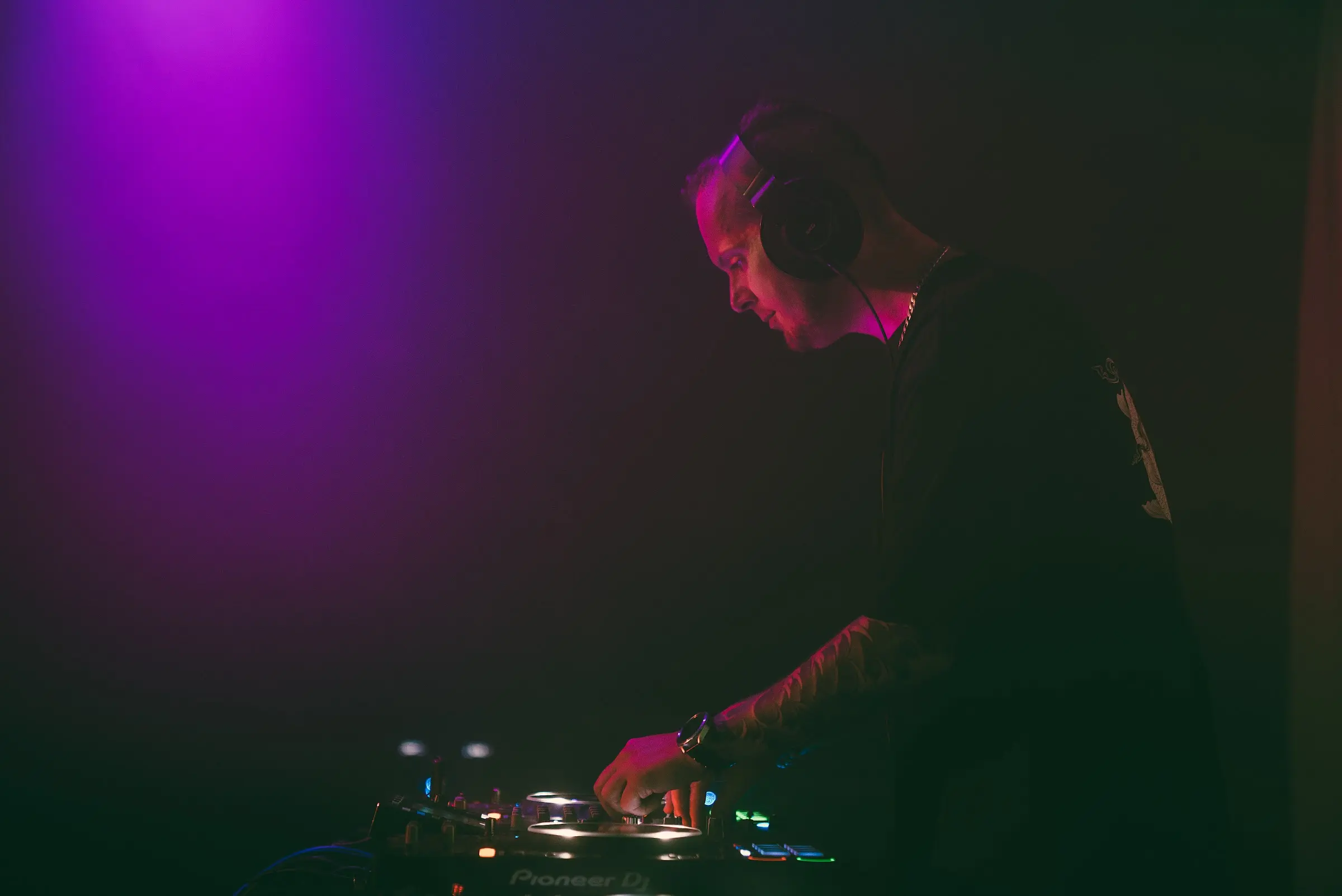 Shane V behind the decks
